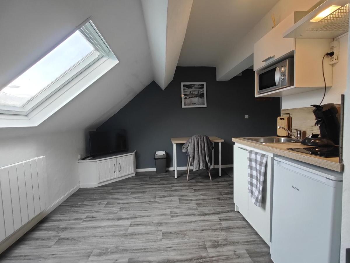 Studio "Sous Les Toits", Proche Hyper Centre Et Commerces ! Valenciennes Ngoại thất bức ảnh