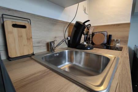 Studio "Sous Les Toits", Proche Hyper Centre Et Commerces ! Valenciennes Ngoại thất bức ảnh
