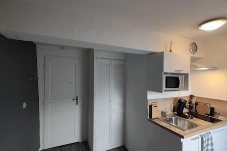 Studio "Sous Les Toits", Proche Hyper Centre Et Commerces ! Valenciennes Ngoại thất bức ảnh